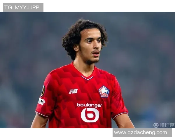 西甲激战：多特蒙德与巴黎圣日耳曼战成平局神扑瞬间引发热议与转会传闻